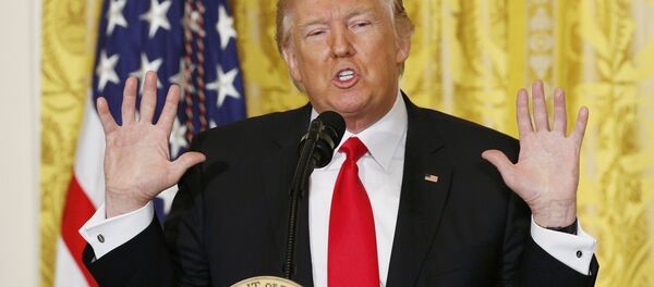 Президент США Дональд Трамп Президент США Дональд Трамп - Sputnik Кыргызстан