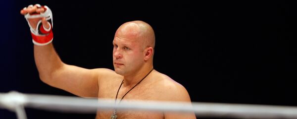 Смешанные единоборства. Поединок Ф. Емельяненко - П. Риззо - Sputnik Кыргызстан