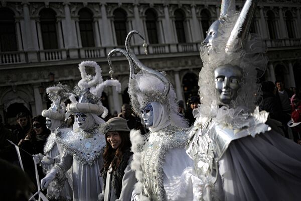 Венеция карнавалы жыл сайын кыштын акыркы айында өтөт - Sputnik Кыргызстан