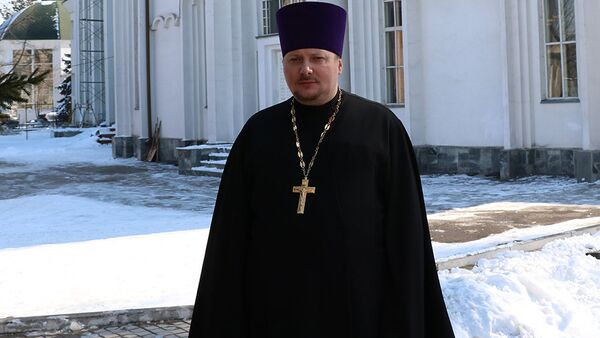 Секретарь Бишкекской епархии отец Алексий - Sputnik Кыргызстан