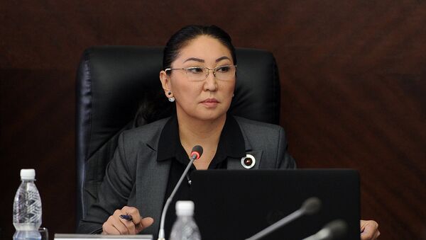 Вице-премьер КР по социальным вопросам Чолпон Султанбекова - Sputnik Кыргызстан