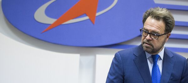 Генеральный директор РКК Энергия Владимир Солнцев на пресс-конференции, посвященной подписанию сделки по проекту Морской старт. - Sputnik Кыргызстан