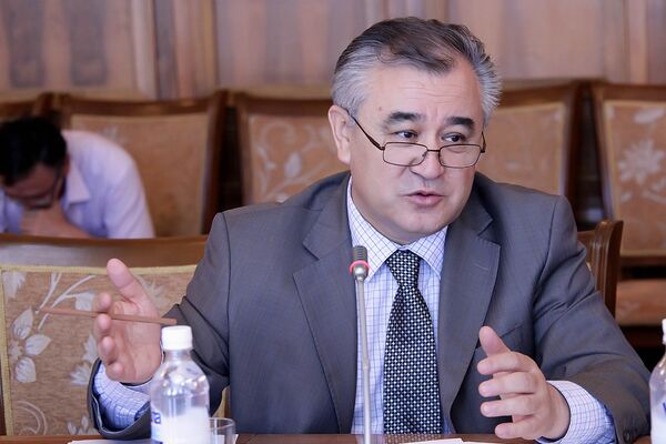 Ата Мекен партиясынын лидери Өмүрбек Текебаев - Sputnik Кыргызстан