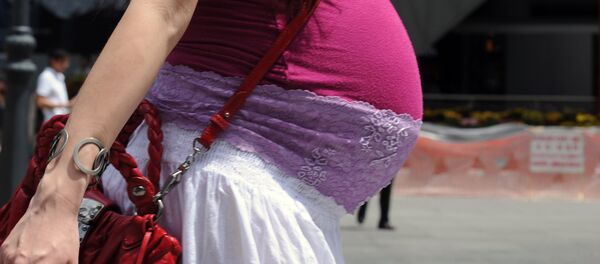 Кош бойлуу аял. Архив Кош бойлуу аял. Архив - Sputnik Кыргызстан