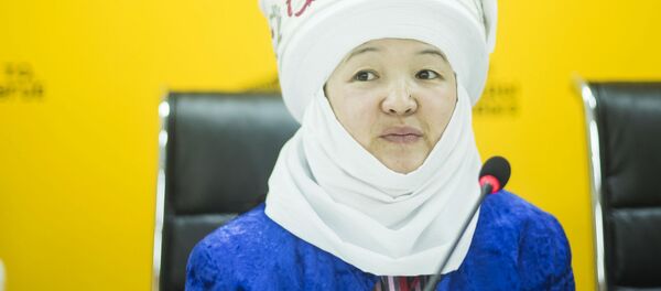 Руководитель проекта Кийиз дүйнө — көчмөн руху Айдай Асангулова на пресс-конференции в мультимедийном центре Sputnik Кыргызстан. - Sputnik Кыргызстан