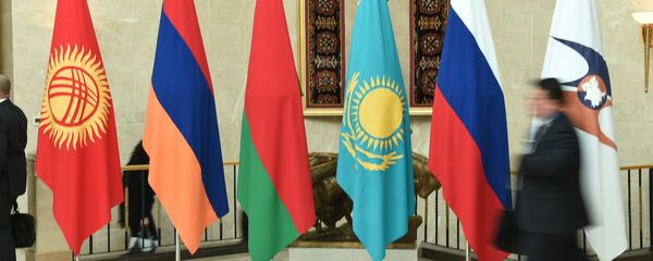 Флаги стран участников ЕАЭС. Архивное фото - Sputnik Кыргызстан