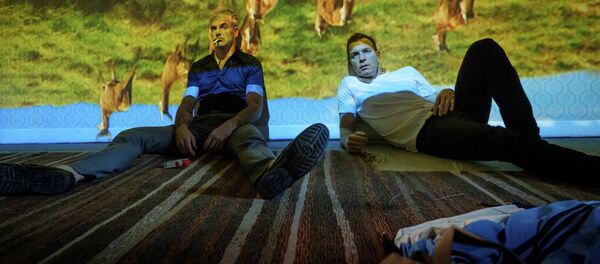 Сцена из фильма На игле-2 (T2: Trainspotting) - Sputnik Кыргызстан