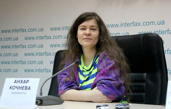 Пресс-конференция Анхар Кочневой в Киеве - Sputnik Кыргызстан