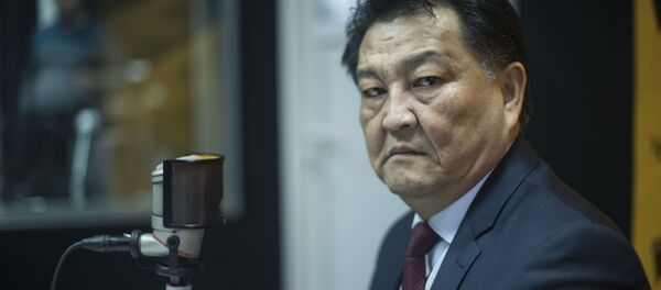 Министр здравоохранения КР Батыралиев Талантбек - Sputnik Кыргызстан