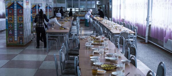 Школьная столовая. Архивное фото - Sputnik Кыргызстан