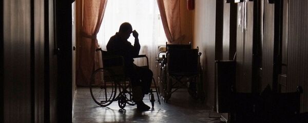 Майып адам. Архив - Sputnik Кыргызстан