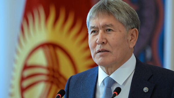 Президент КР Алмазбек Атамбаев принял послов пяти стран - Sputnik Кыргызстан