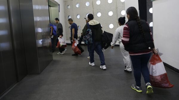 Депортация мексиканских мигрантов из США - Sputnik Кыргызстан