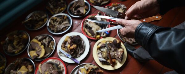 Устукан тартуу. Архив - Sputnik Кыргызстан