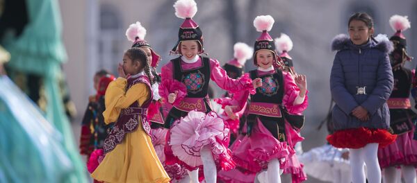 Майрамдык иш чаранын катышуучулары. Архив - Sputnik Кыргызстан