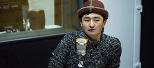 Көчмөн коомдук фондусун жетекчиси Улан Үсөйүн маек учурунда - Sputnik Кыргызстан