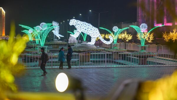 Праздничное оформление центральной площади Ала-Тоо - Sputnik Кыргызстан