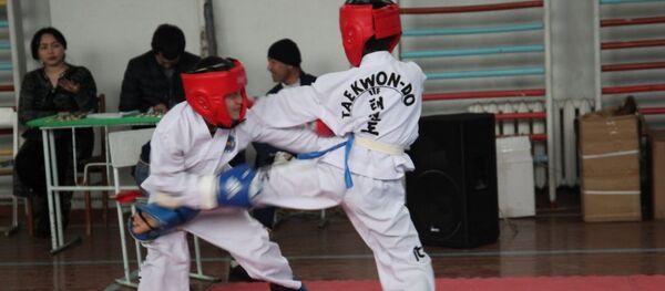 Ош шаарында бүгүн ITF таэквондо боюнча шаардын ачык биринчилиги өтүп, ага 150 чукул спортчу катышты - Sputnik Кыргызстан