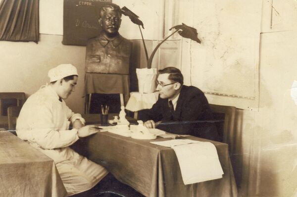 90-летие доктора медицинских наук, профессора Мирсаида Миррахимова - Sputnik Кыргызстан