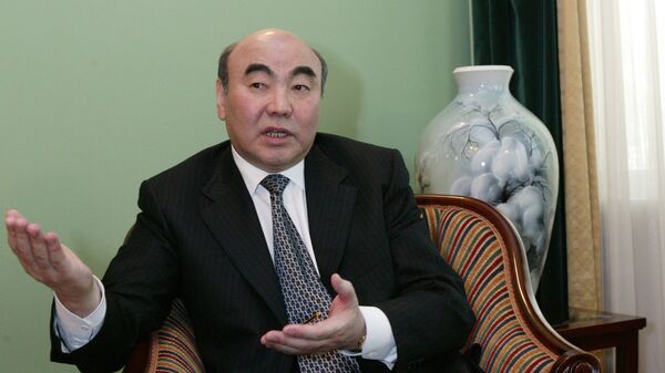 Первый президент КР Аскар Акаев. Архивное фото - Sputnik Кыргызстан