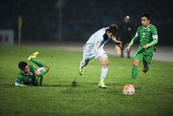 Отборочный раунд Кубка Азии по футболу — сборная Кыргызстана против Макао - Sputnik Кыргызстан