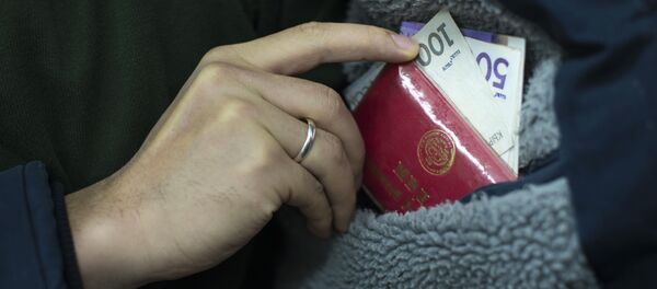 Борьба с коррупцией в госорганах КР - Sputnik Кыргызстан