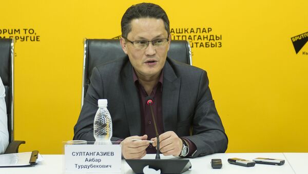 Представитель общественного совета Министерства здравоохранения Айбар Султангазиев - Sputnik Кыргызстан