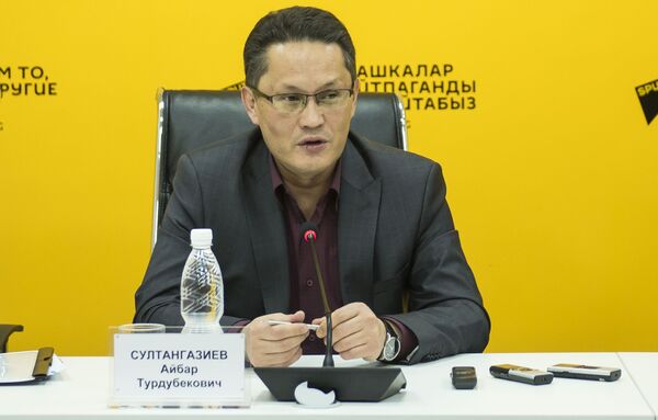 Представитель общественного совета Министерства здравоохранения Айбар Султангазиев - Sputnik Кыргызстан