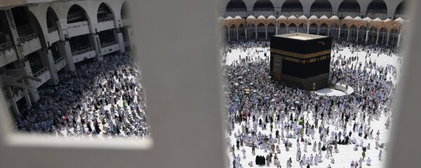 Зыяратчылар. Архив - Sputnik Кыргызстан