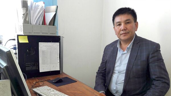 Борбордук шайлоо комиссиясынын Жалал-Абад шаарындагы өкүлү Дамир Жүндүбаевдин архивдик сүрөтү - Sputnik Кыргызстан