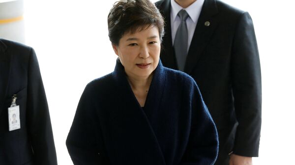 Президент Южной Кореи Пак Кын Хе в прокуратуре Сеула - Sputnik Кыргызстан