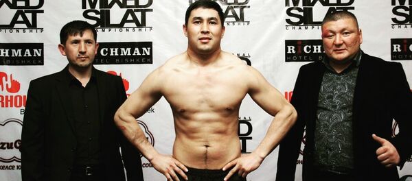 Чемпион Евразии по бирманскому боксу, кыргызстанец Бектур Мангиев Чемпион Евразии по бирманскому боксу, кыргызстанец Бектур Мангиев - Sputnik Кыргызстан