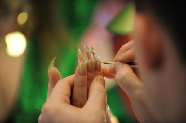 XII открытый чемпионат Москвы по парикмахерскому искусству, декоративной косметике, моделированию и дизайну ногтей XII открытый чемпионат Москвы по парикмахерскому искусству, декоративной косметике, моделированию и дизайну ногтей - Sputnik Кыргызстан