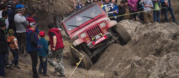 Весенний джип-спринт в селе Озерном Весенний джип-спринт в селе Озерном - Sputnik Кыргызстан