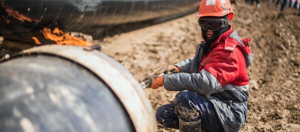 Бухара газ аймагы — Ташкент — Бишкек — Алматы магистралдык газ түтүгүн куруу иштери Бухара газ аймагы — Ташкент — Бишкек — Алматы магистралдык газ түтүгүн куруу иштери - Sputnik Кыргызстан