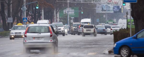 Автомобильное движение в городе Бишкеке - Sputnik Кыргызстан