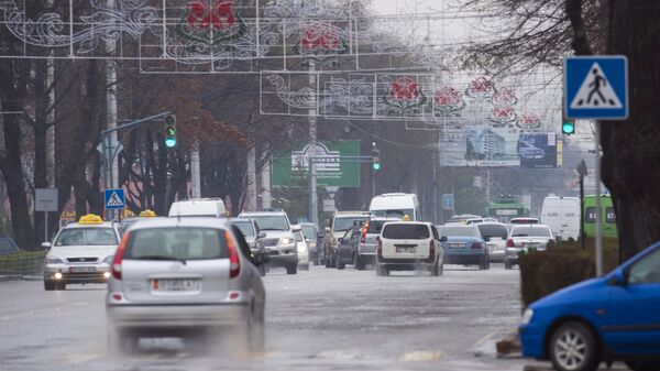 Автомобильное движение в городе Бишкеке - Sputnik Кыргызстан