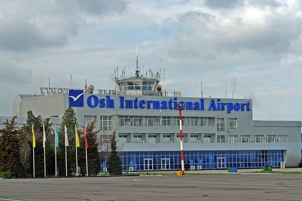 Пропускная способность аэровокзального комплекса возросла с 450 пассажиров в час до 600, а площадь увеличилась с 5 000 квадратных метров до 7 160 - Sputnik Кыргызстан