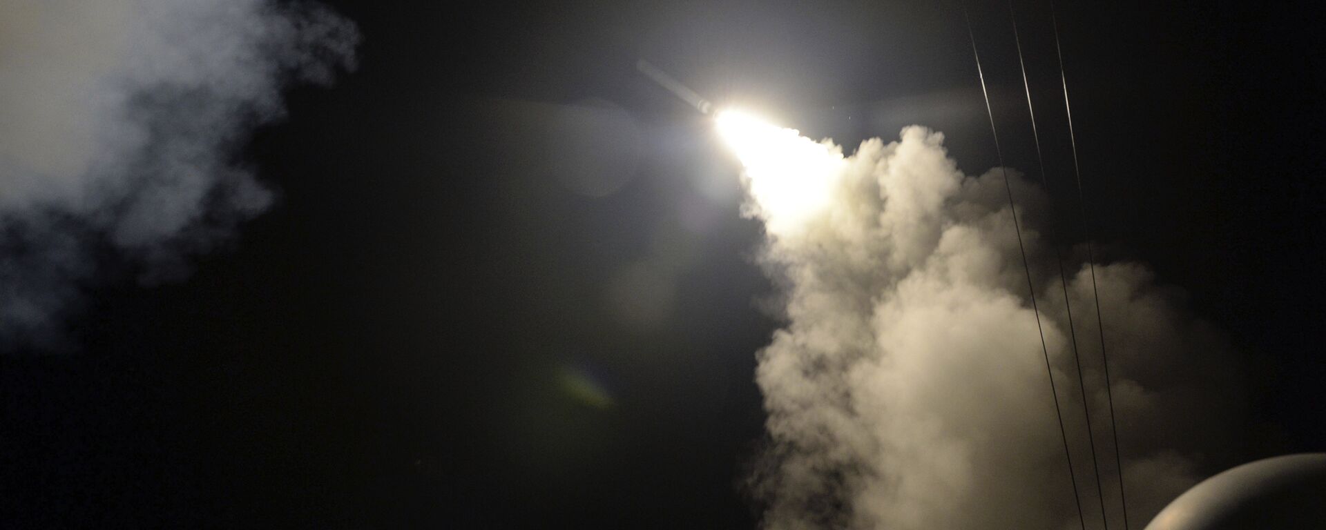 Запуск боевой ракеты. Архивное фото - Sputnik Кыргызстан, 1920, 12.01.2026