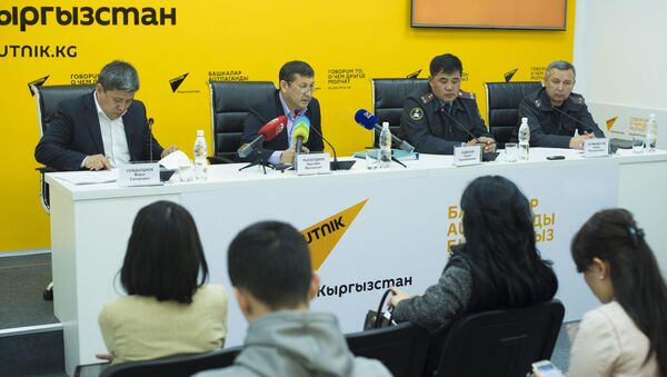 Пресс-конференция Письма счастья — штрафы за нарушения получают бывшие владельцы авто - Sputnik Кыргызстан