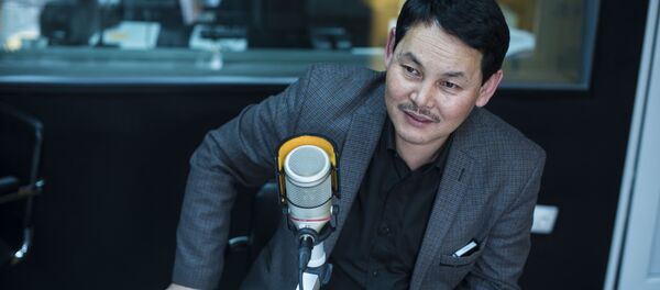 Театр жана кино актер, режиссер Назым Мендебаиров маек учурунда - Sputnik Кыргызстан