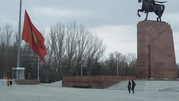 Сильный ветер в Бишкеке - Sputnik Кыргызстан