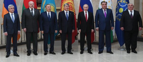 Визит президента РФ В. Путина в Киргизию - Sputnik Кыргызстан