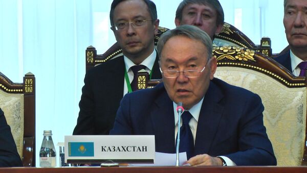 Назарбаев рассказал, чем Казахстан помогает Кыргызстану - Sputnik Кыргызстан