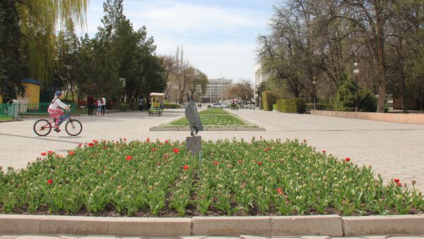 Наступление весны в Бишкеке - Sputnik Кыргызстан