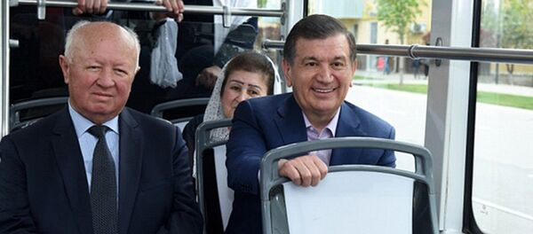 Церемонии открытия новую трамвайной ветки в Самарканде Церемонии открытия новую трамвайной ветки в Самарканде - Sputnik Кыргызстан