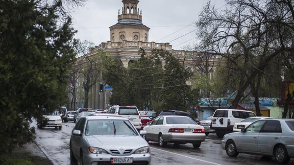 Автомобильное движение в Бишкеке - Sputnik Кыргызстан