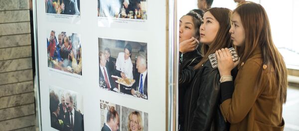 Открытие фотовыставки Неформальный Путин в Бишкеке - Sputnik Кыргызстан
