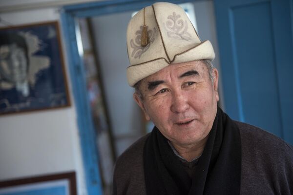 Согуштан кайтпай калган маданият ишмерлери такталды. Эскерүү кербени - Sputnik Кыргызстан