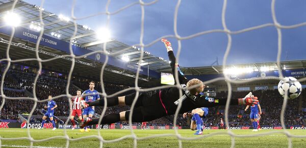 Четвертьфинал Лиги чемпионов УЕФА. Лестер Сити и Атлетико Мадрид - Sputnik Кыргызстан